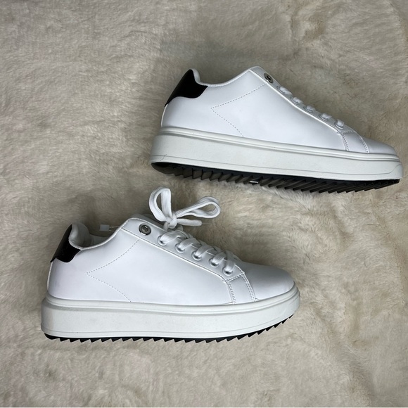 Madden Girl White Sneakers FLAWED - Picture 2 of 14